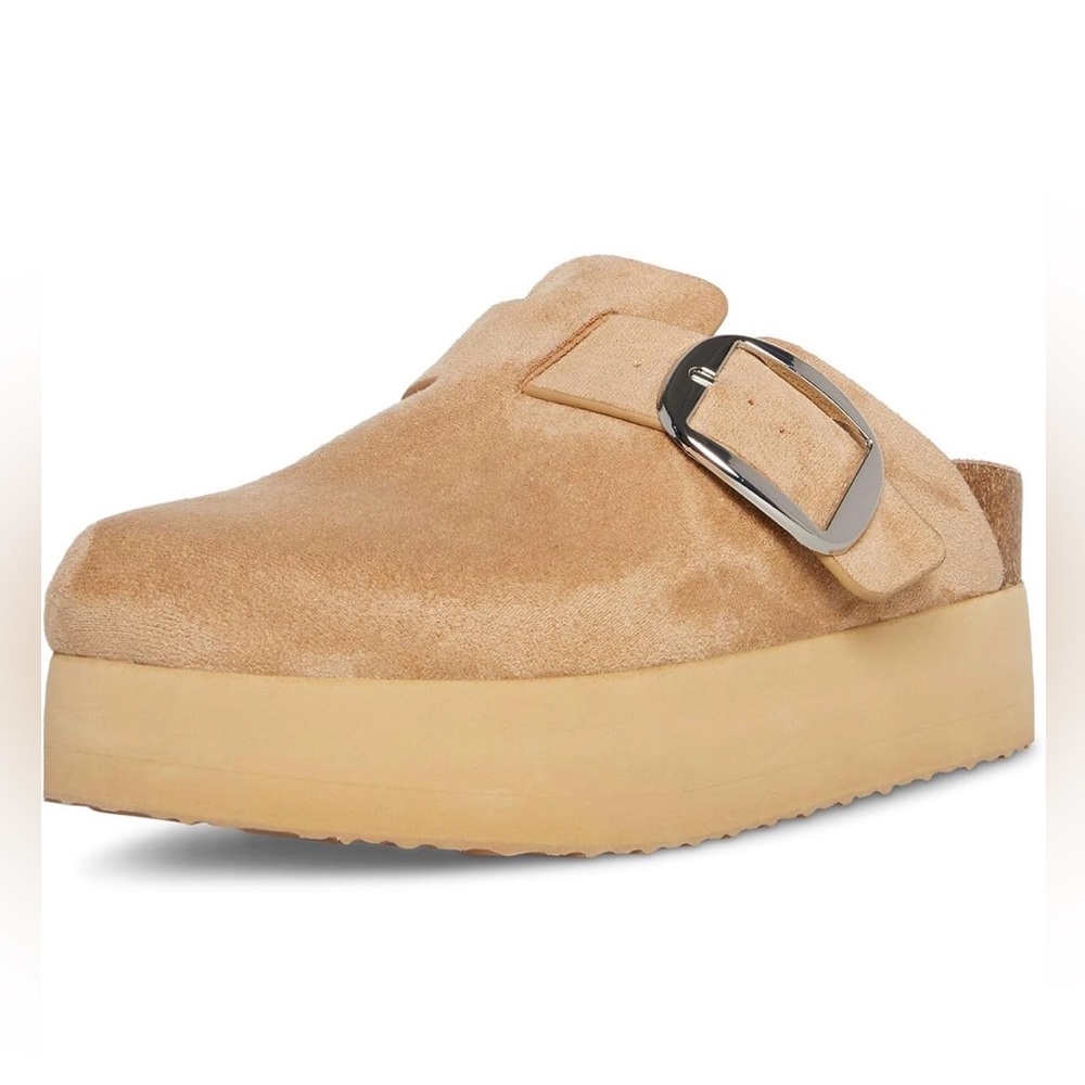 Madden Girl Cutiepie Buckle Platform Clogs Tan Faux Suede Slip On Women's 7 M